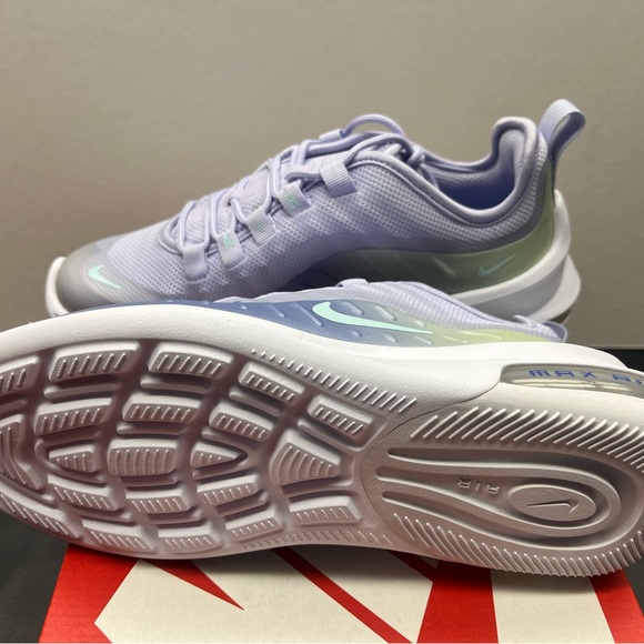 Women’s Nike Air Max Axis Prem- Brand new in box- Size 6.5 - Picture 10 of 11
